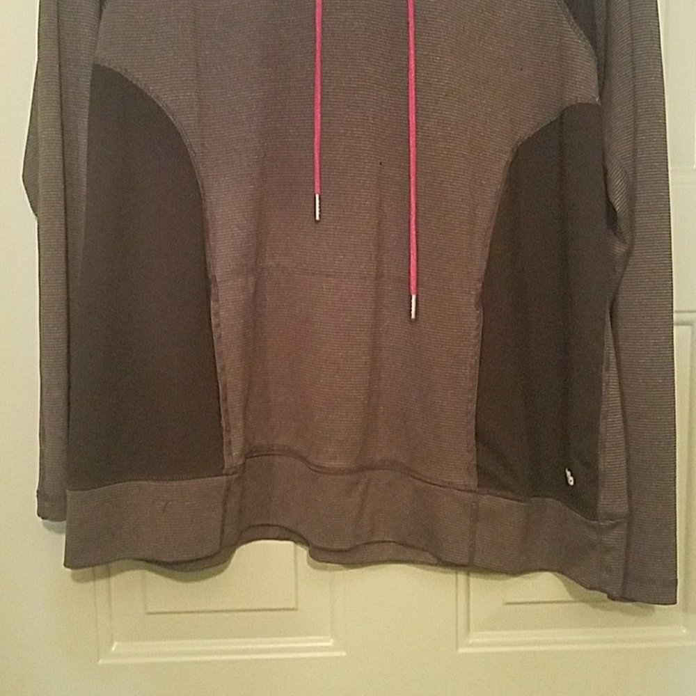 Maurices In Motion Hoodie - image 3